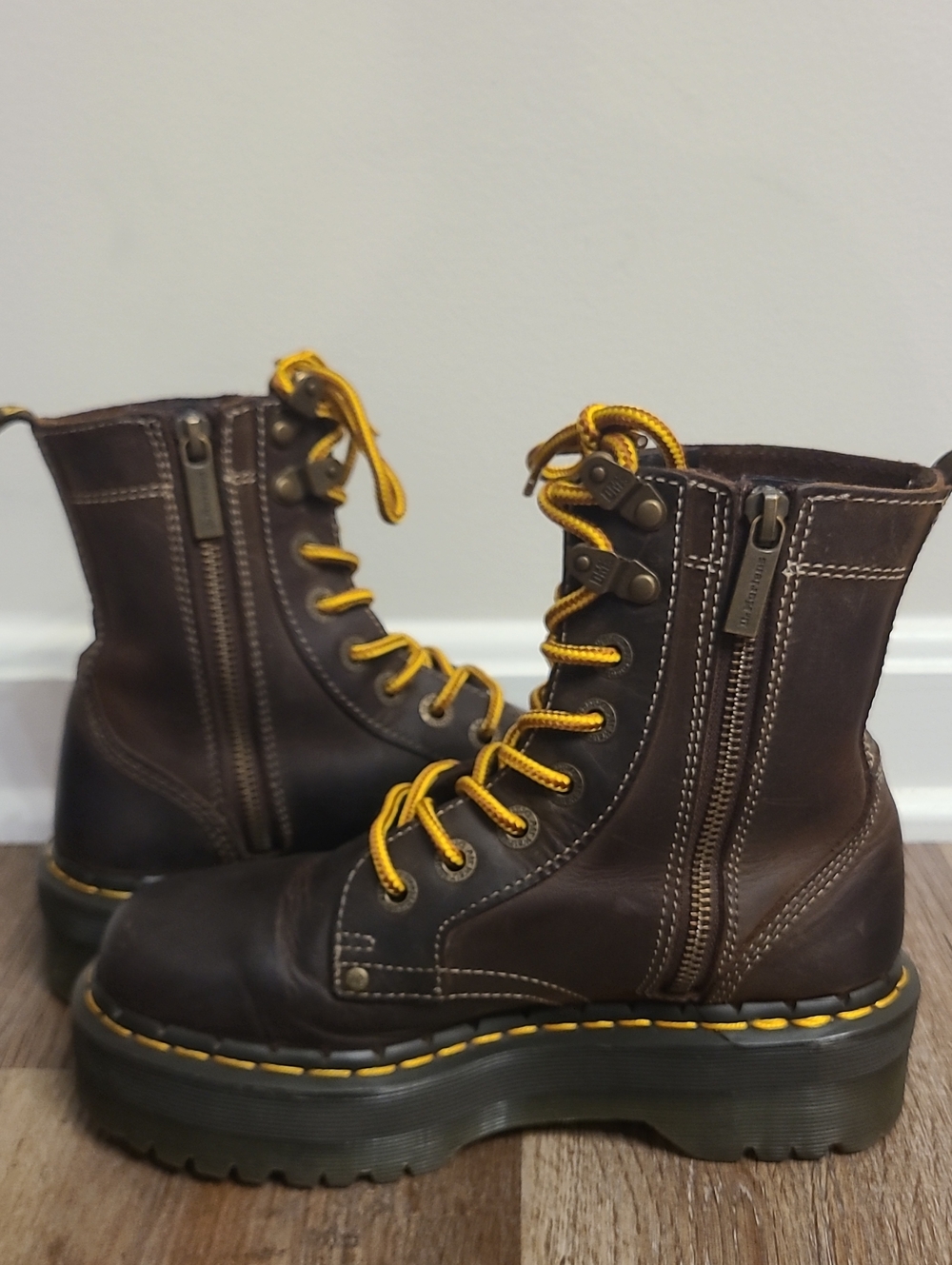 Dr Martens Jadon Arc Crazy Horse Platform Boots - Picture 8 of 9